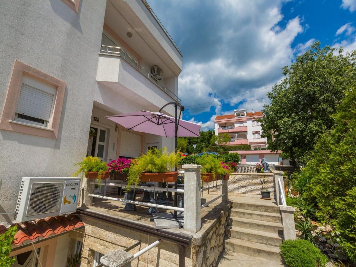 Apartments Vanessa Dramalj Luaran gambar